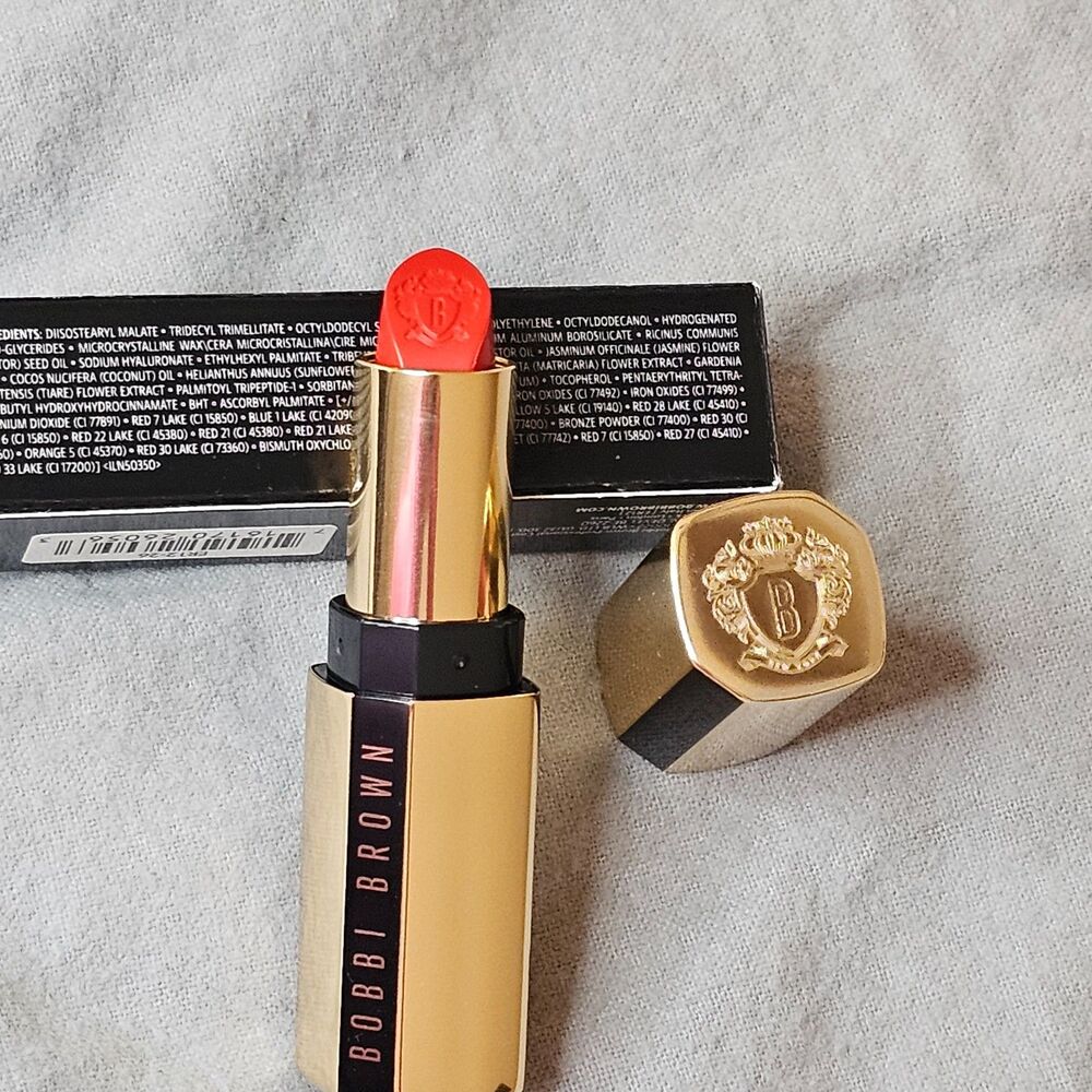 NWT Bobbi Brown Luxe Lipstick Shade 'Tango'